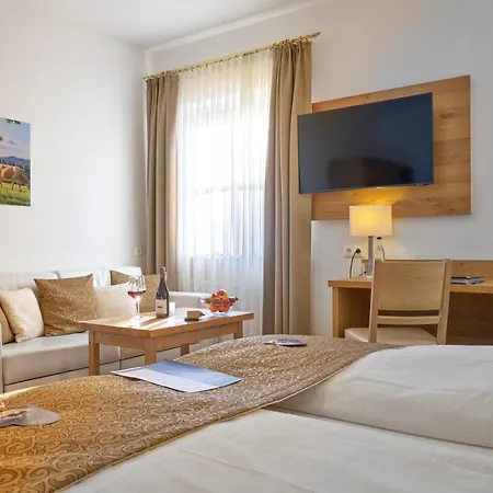 Wander Und Aktiv Roesslwirt Hotel 3*