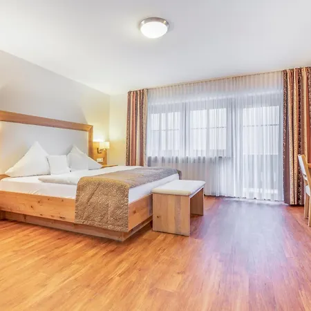 Hotel Wander Und Aktiv Hotel Roesslwirt